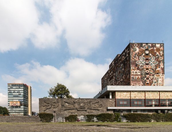 La Biblioteca Central De Ciudad Universitaria Y La Arquitectura